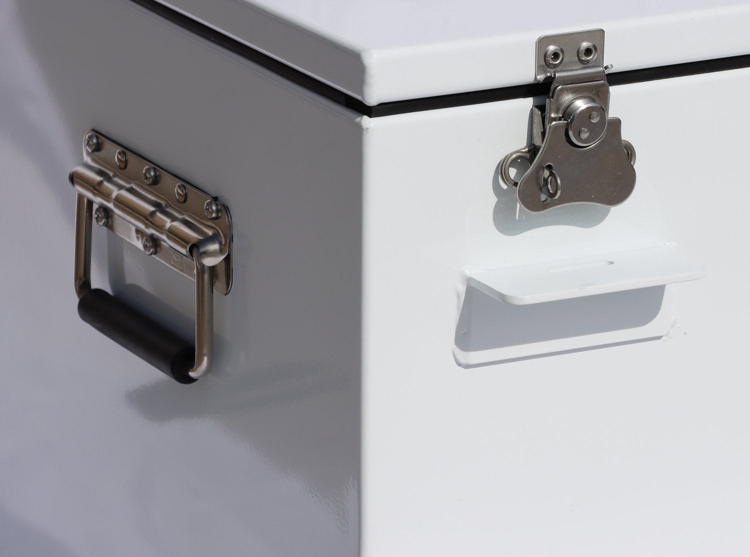 A Rio Craft Powder-Coated Aluminum Drybox, featuring maximum security with a metal handle and latch for a protective buffer.