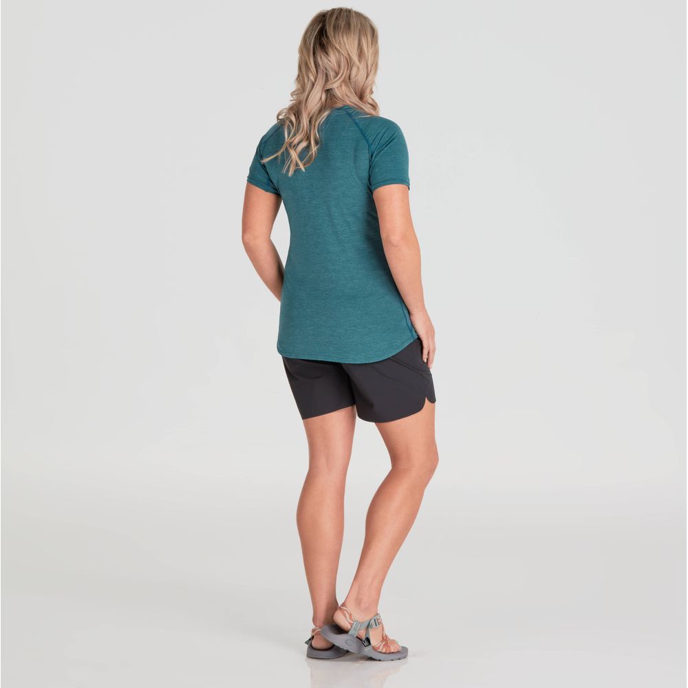 Featuring the Women's H2Core Silkweight Short-Sleeve Shirtmanufactured by NRS shown here from one angle.