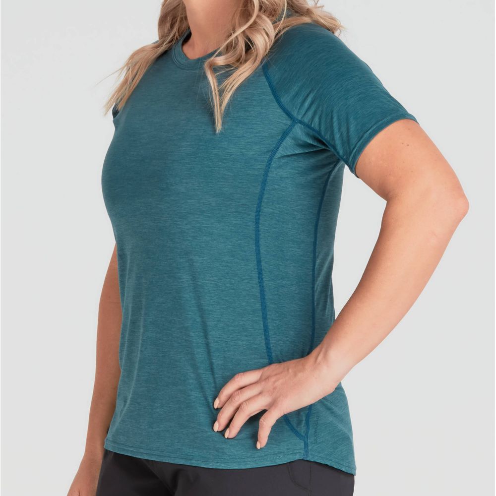 Featuring the Women's H2Core Silkweight Short-Sleeve Shirt women's sun wear, women's swim wear, women's thermal layering manufactured by NRS shown here from a tenth angle.