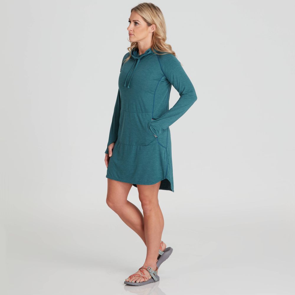 Featuring the Women's H2Core Silkweight Dress women's sun wear, women's swim wear, women's thermal layering manufactured by NRS shown here from a tenth angle.