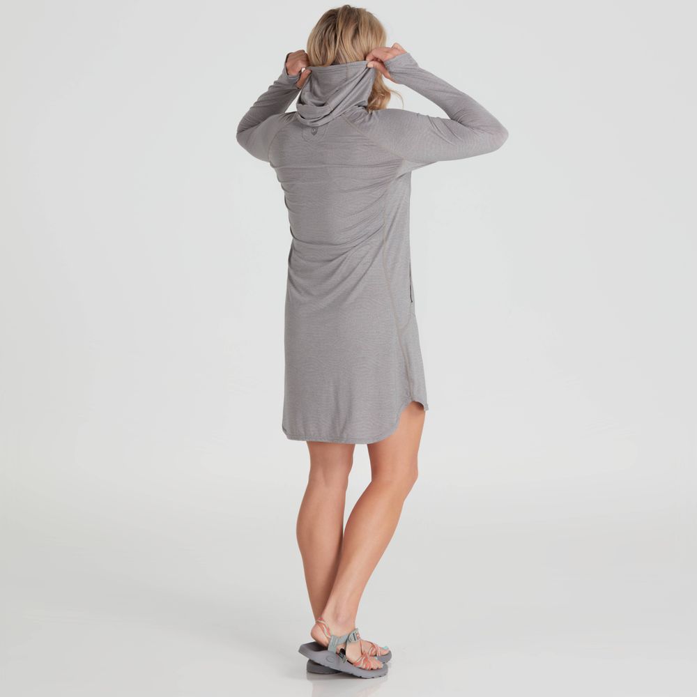Featuring the Women's H2Core Silkweight Dress women's sun wear, women's swim wear, women's thermal layering manufactured by NRS shown here from a seventeenth angle.