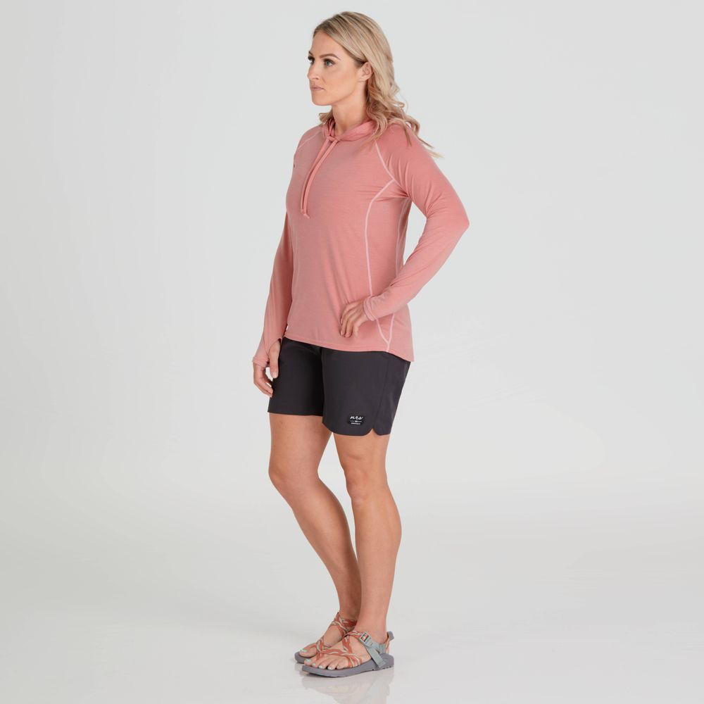 Featuring the H2Core Silkweight Hoodie - W's women's sun wear, women's swim wear, women's thermal layering manufactured by NRS shown here from a sixteenth angle.
