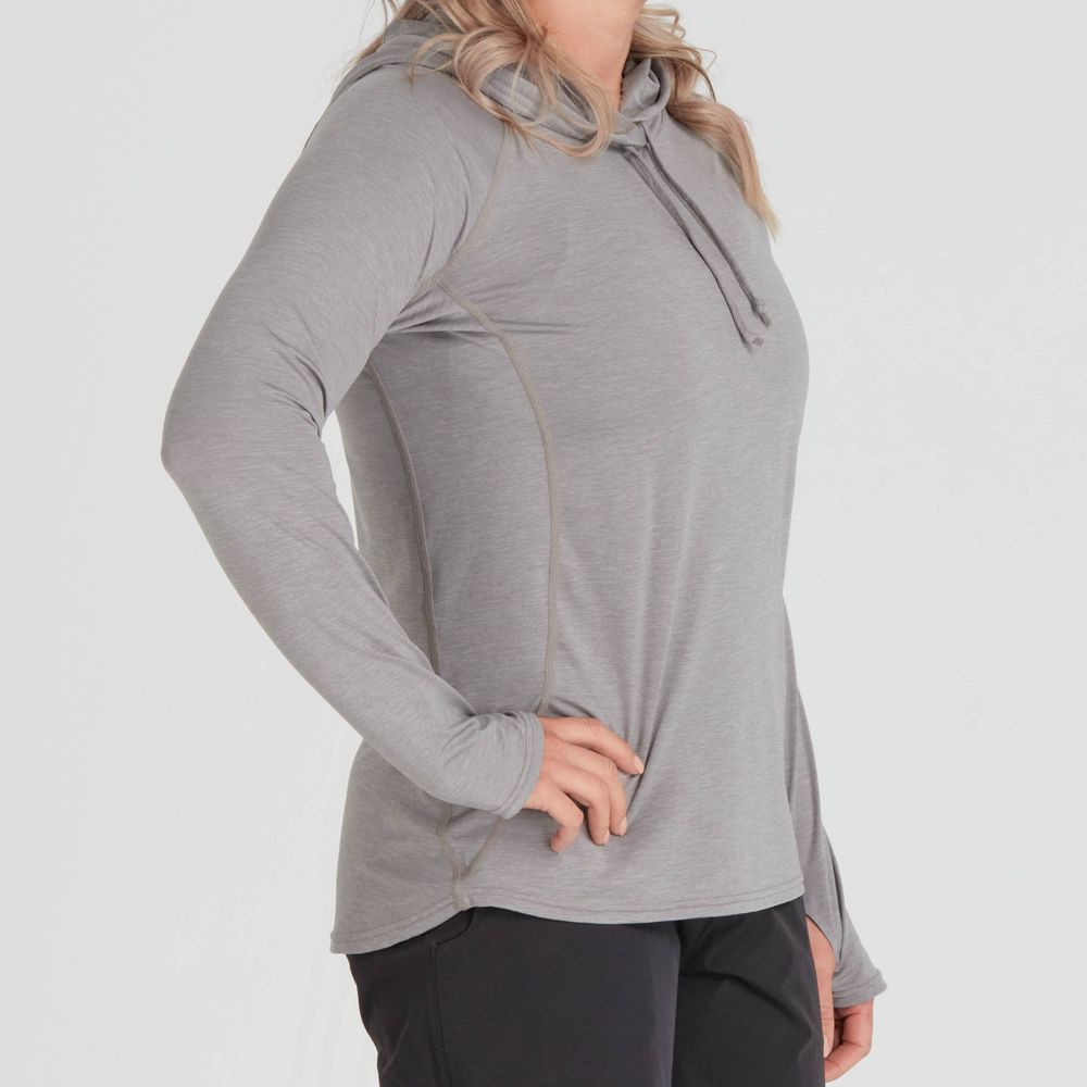 Featuring the H2Core Silkweight Hoodie - W's women's sun wear, women's swim wear, women's thermal layering manufactured by NRS shown here from a seventh angle.
