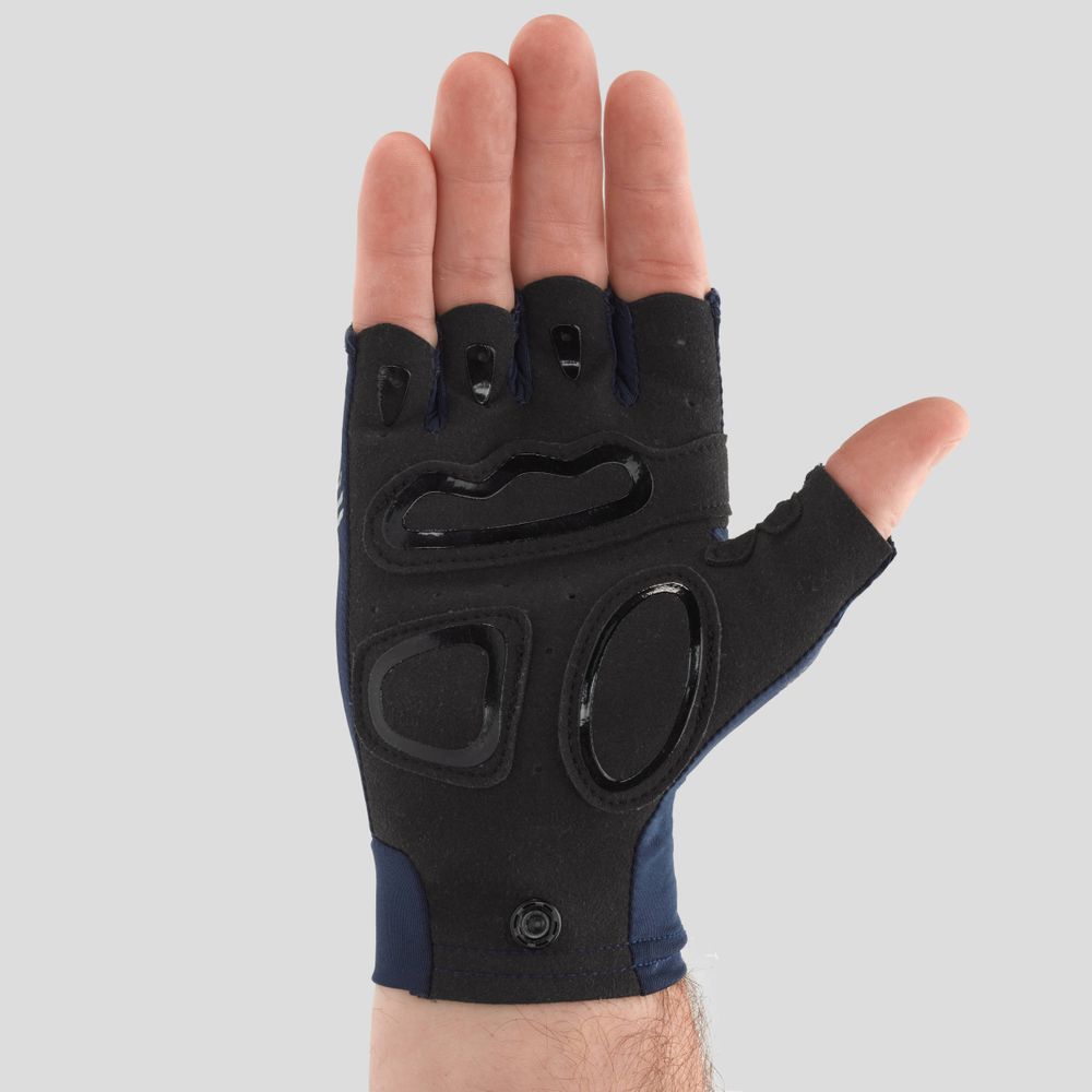A hand wears a black NRS Men's Boater's Glove with padded sections, palm facing forward, against a plain background. Perfect for warm-weather boating enthusiasts seeking comfort and grip.