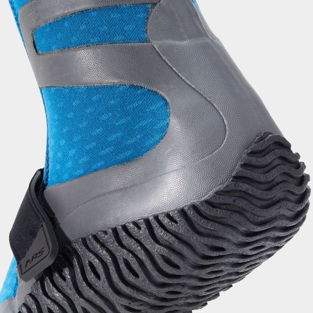 A person wearing a blue sock and the NRS Paddle Wetshoe - Women's in gray neoprene with a textured black sole. Ideal for women seeking comfortable and durable paddle footwear.