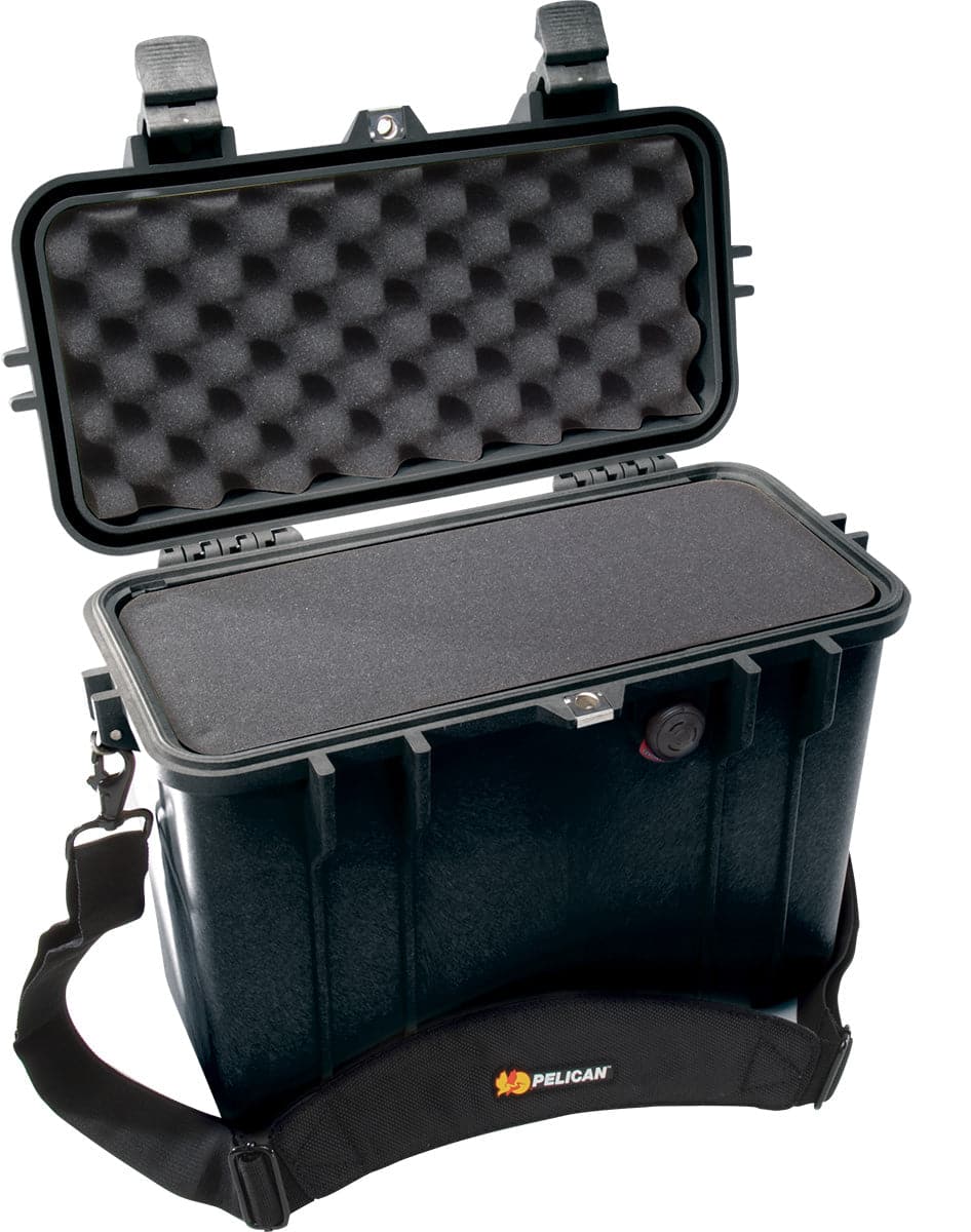 Featuring the 1430 Case dry box, pelican case manufactured by Pelican shown here from a second angle.