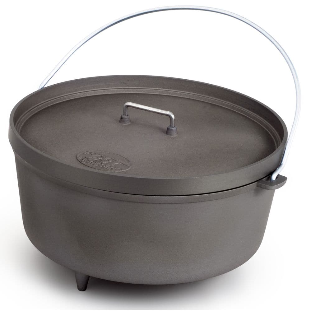 Featuring the Dutch Oven 14in GSI camp, dishes, kitchen manufactured by GSI shown here from one angle.