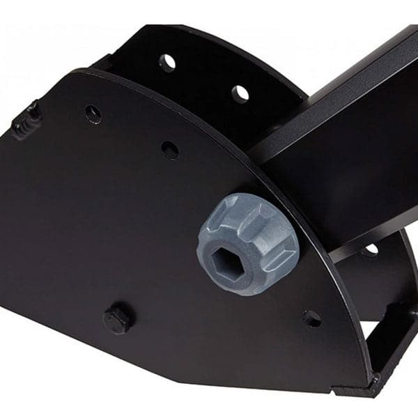 Featuring the Longarm Truck Bed Extender bike mount, fishing accessory, rec kayak accessory, snow mount, tour kayak accessory, water mount manufactured by Yakima shown here from a tenth angle.